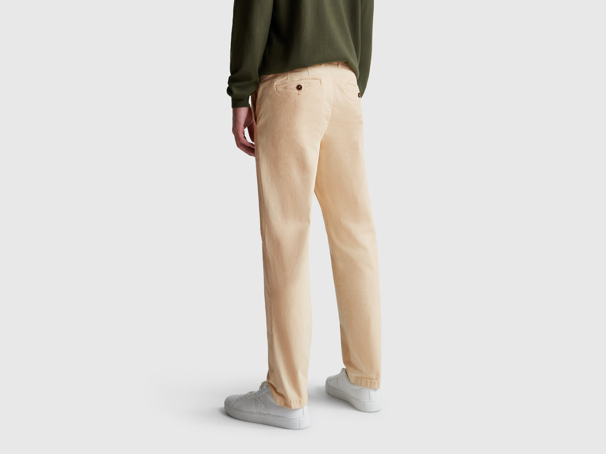 Chino straight fit