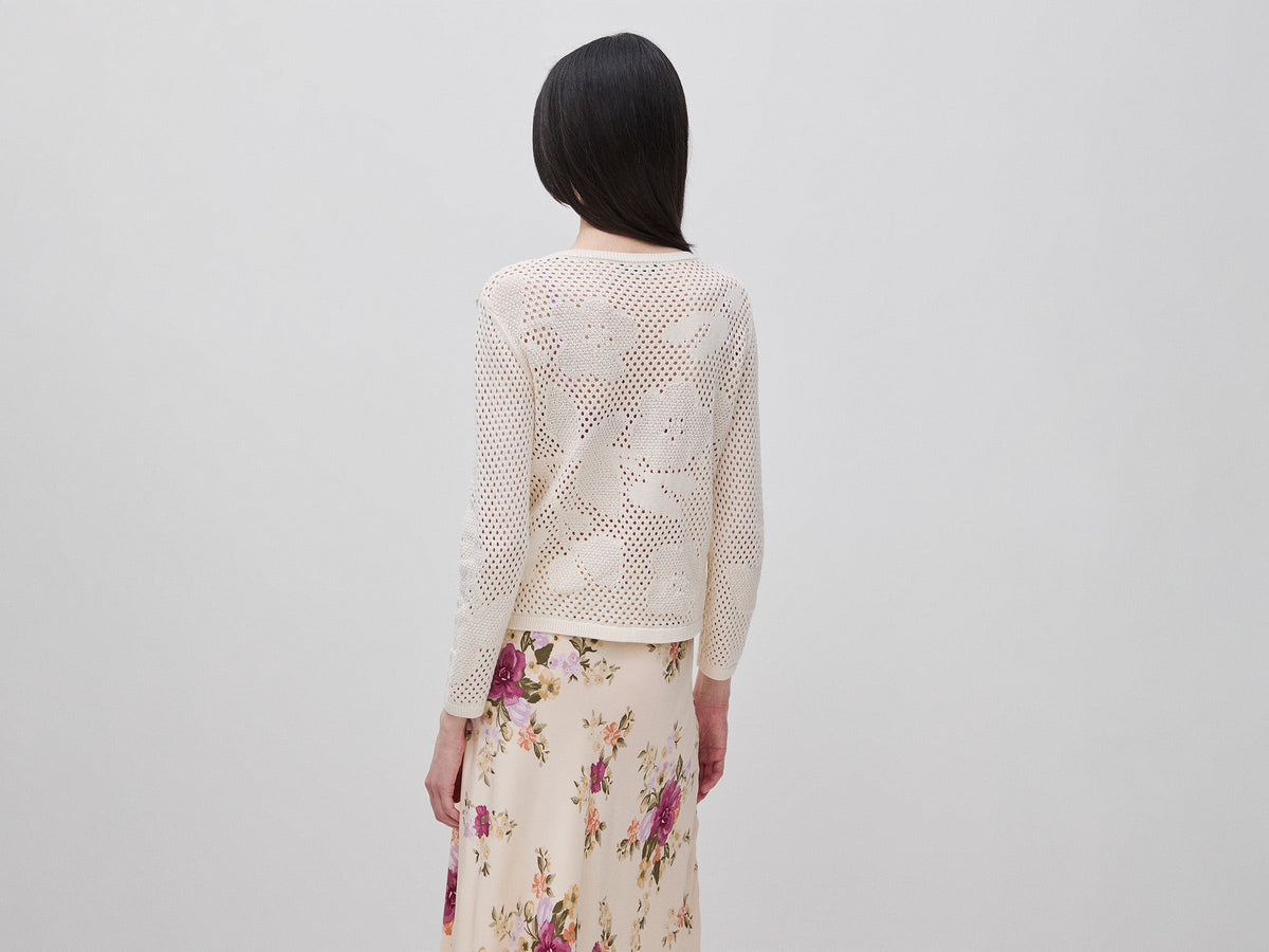 Maglia traforata con fiori