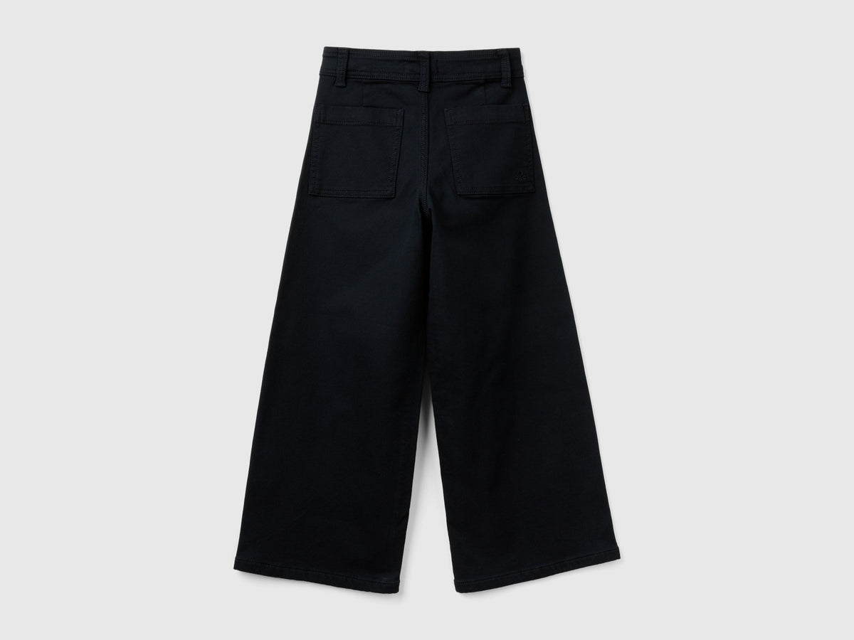 Pantaloni ampi in cotone stretch