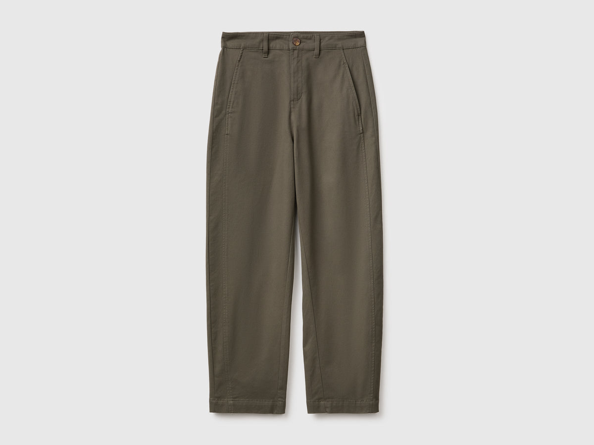 Pantaloni a vita bassa