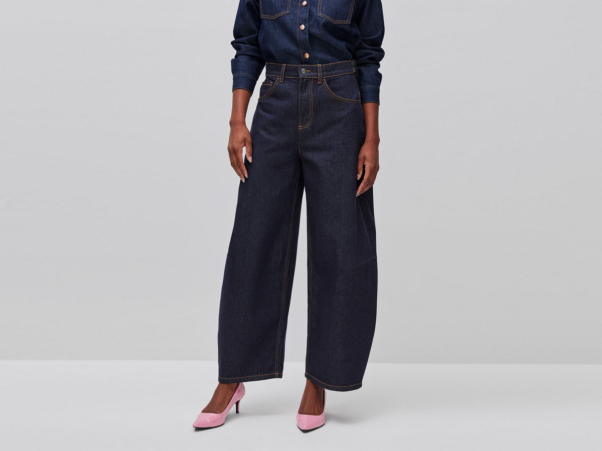 Jeans barrel fit