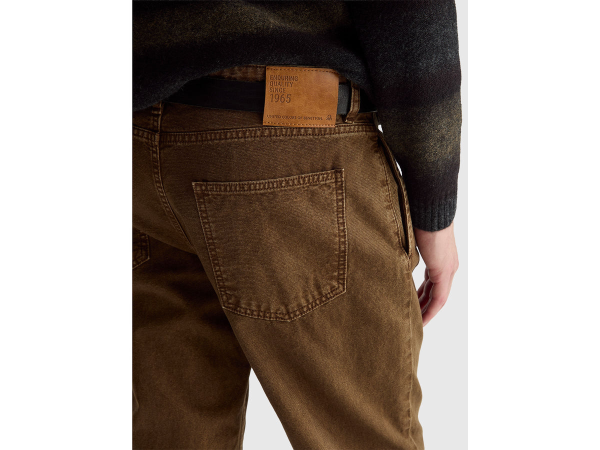 Chino straight fit
