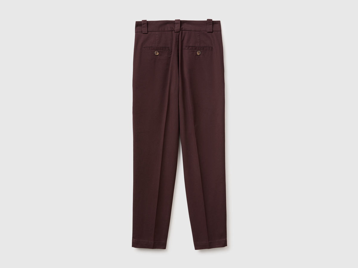 Pantaloni slim fit