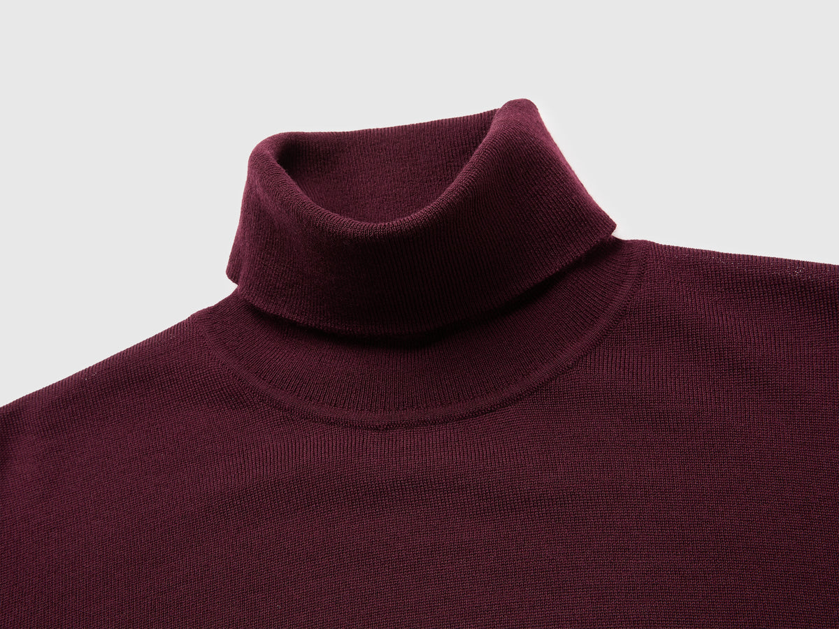 Maglia collo alto in pura lana Merino