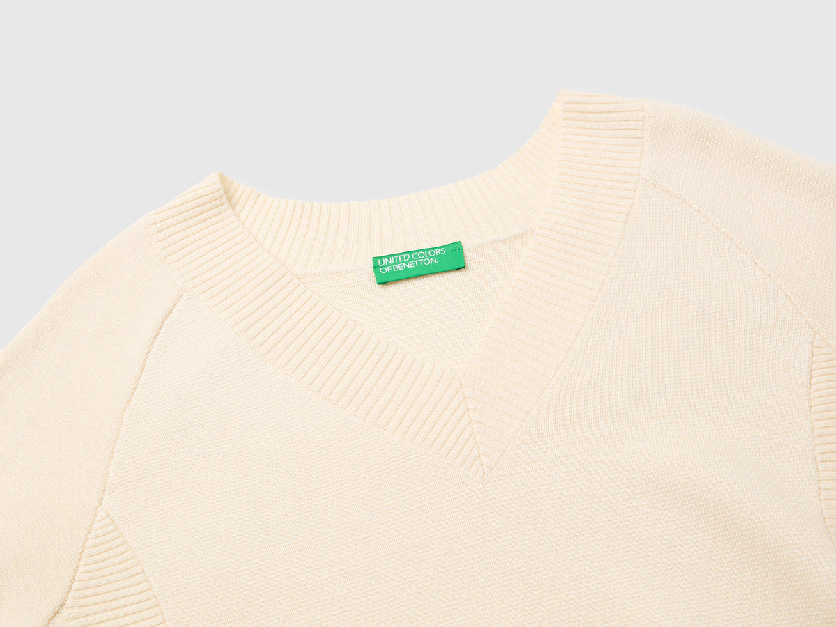 Maglia lavorata scollo a V