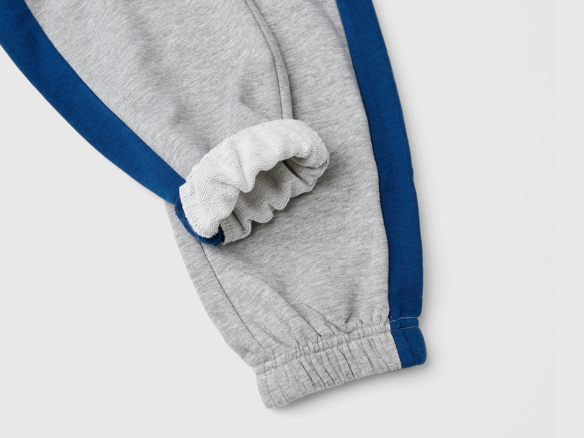 Pantaloni in felpa con bande