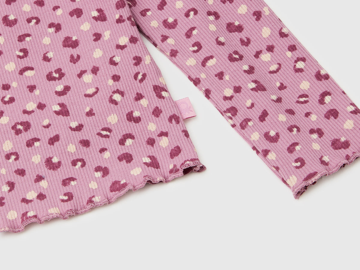 T-shirt slim fit con stampa animalier