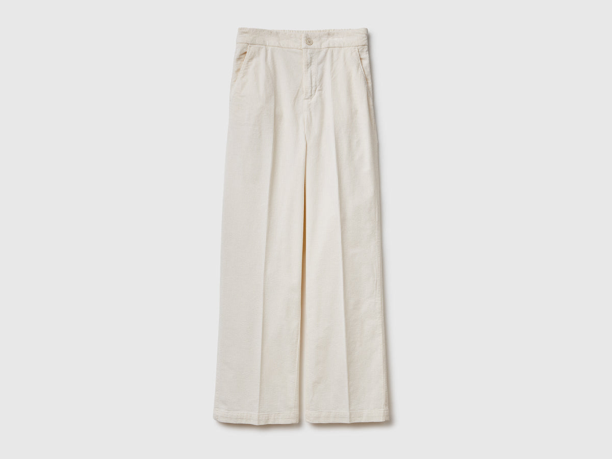 Pantaloni ampi in velluto