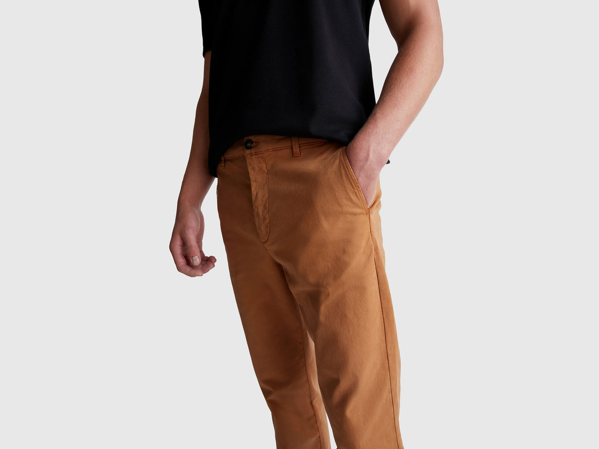 Chino straight fit