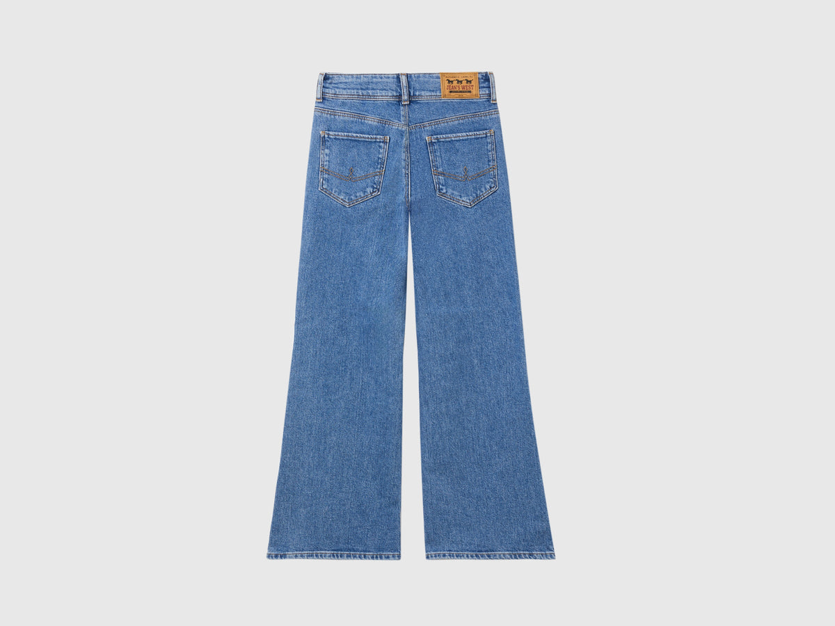 Jeans flare fit lavaggio chiaro