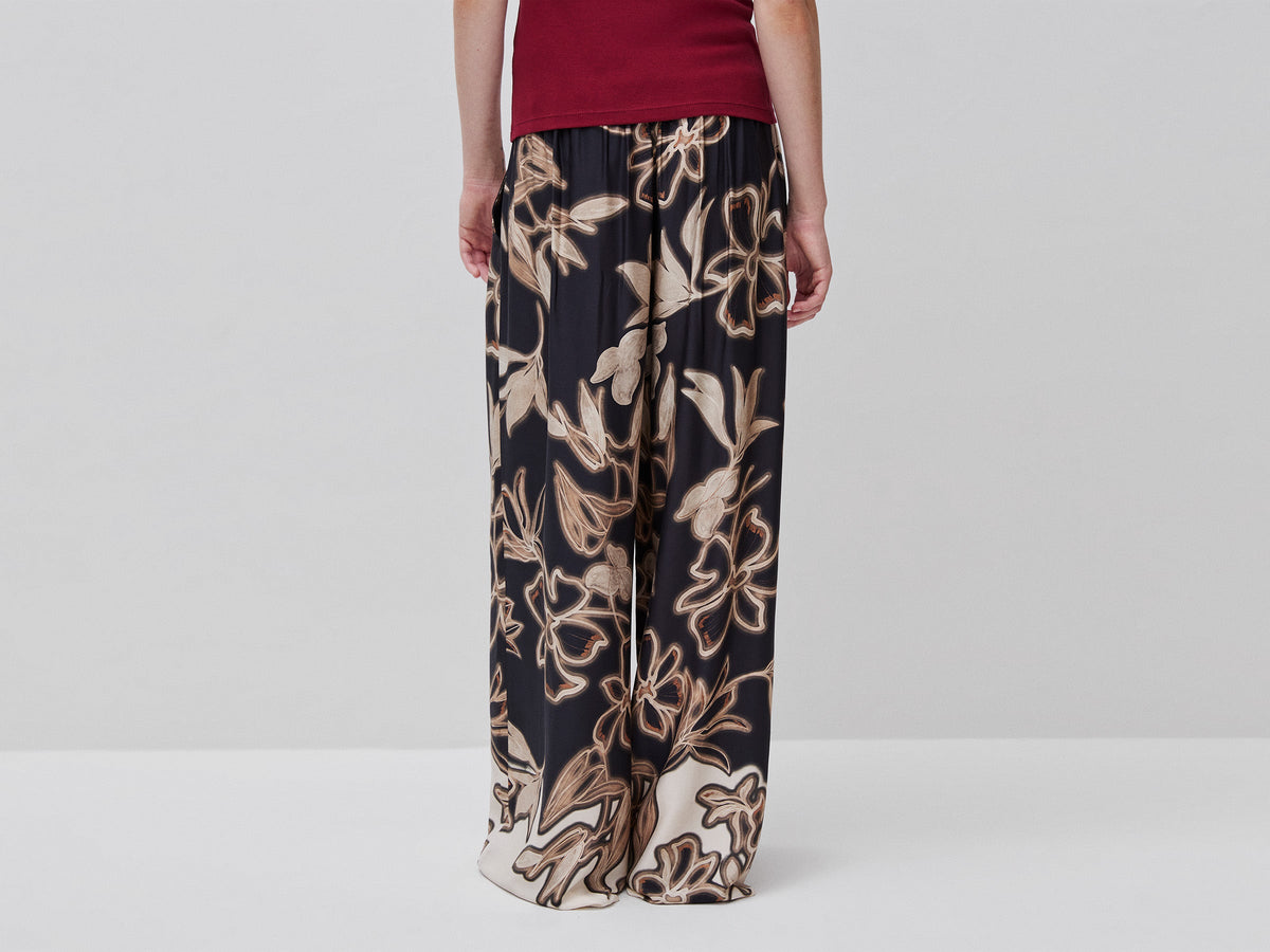 Pantaloni ampi con stampa floreale