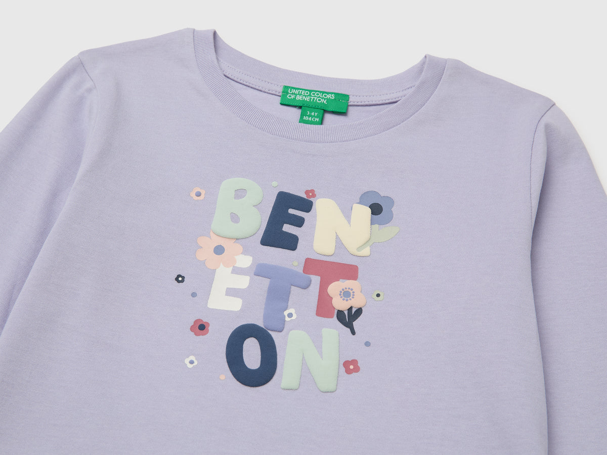 T-shirt con stampa effetto rigonfio