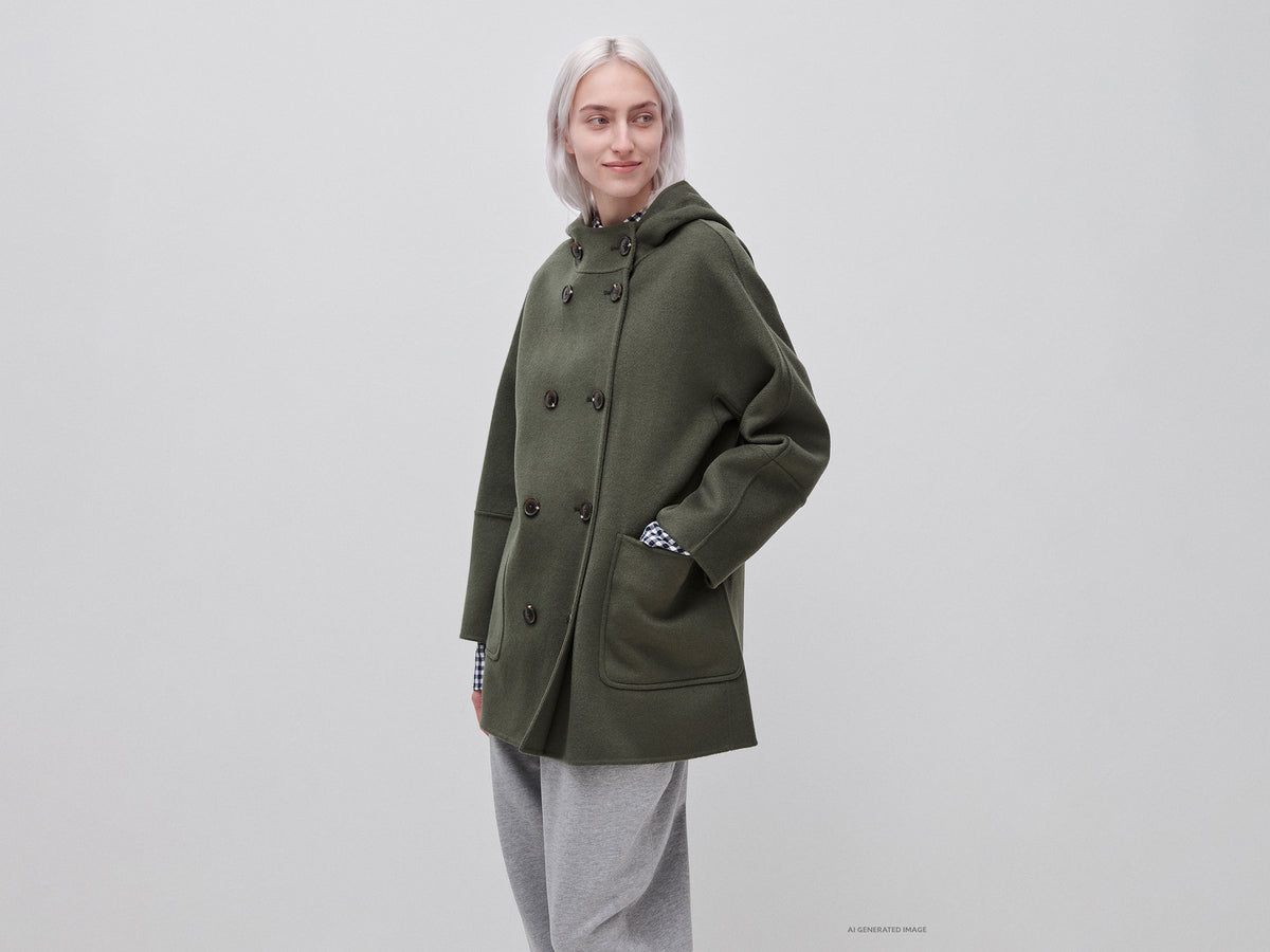 Cappotto doppiopetto con cappuccio