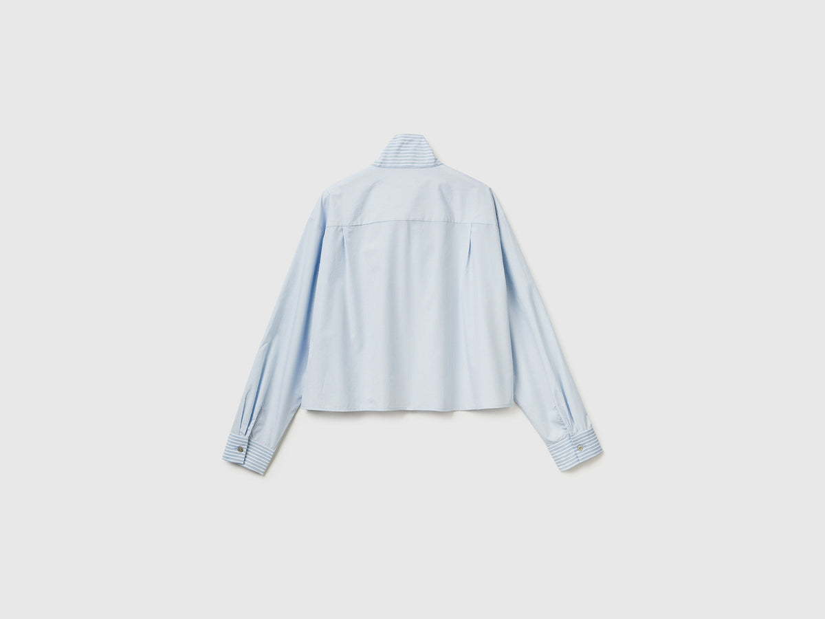 Camicia crop a righe con fiocco