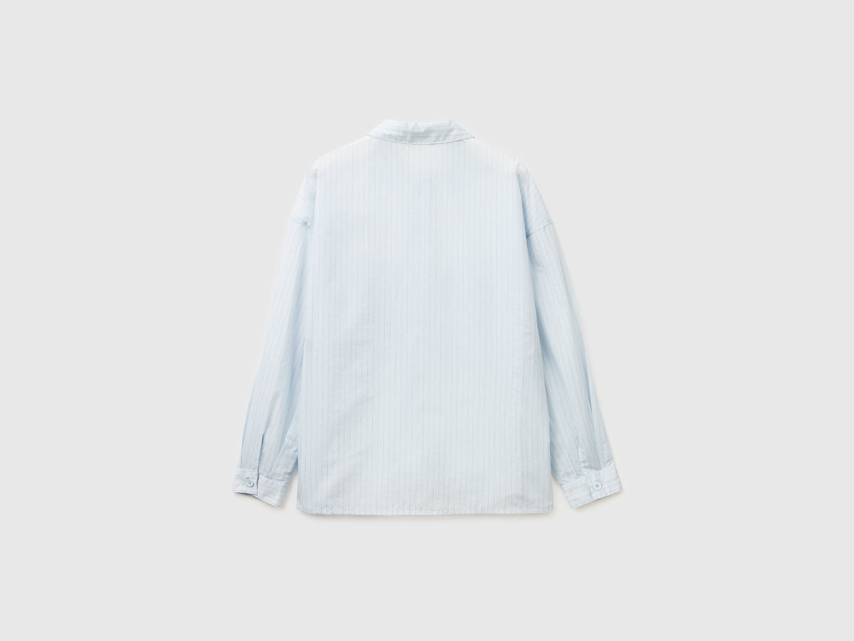 Camicia a righe con spacchi