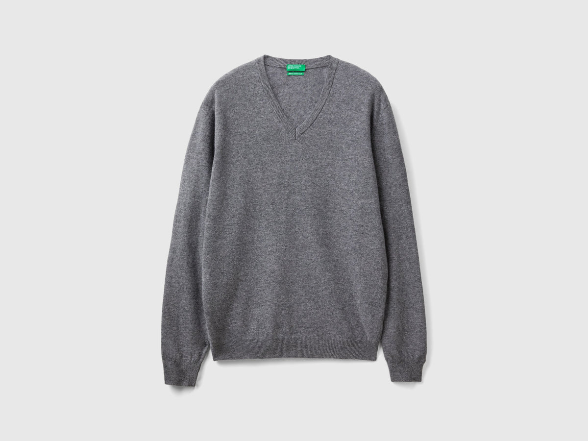 Maglia scollo a V grigia in pura lana Merino
