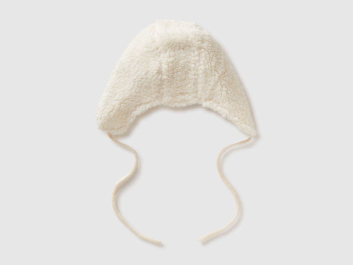 Cappello con paraorecchie