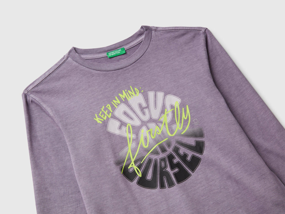 T-shirt con stampa slogan