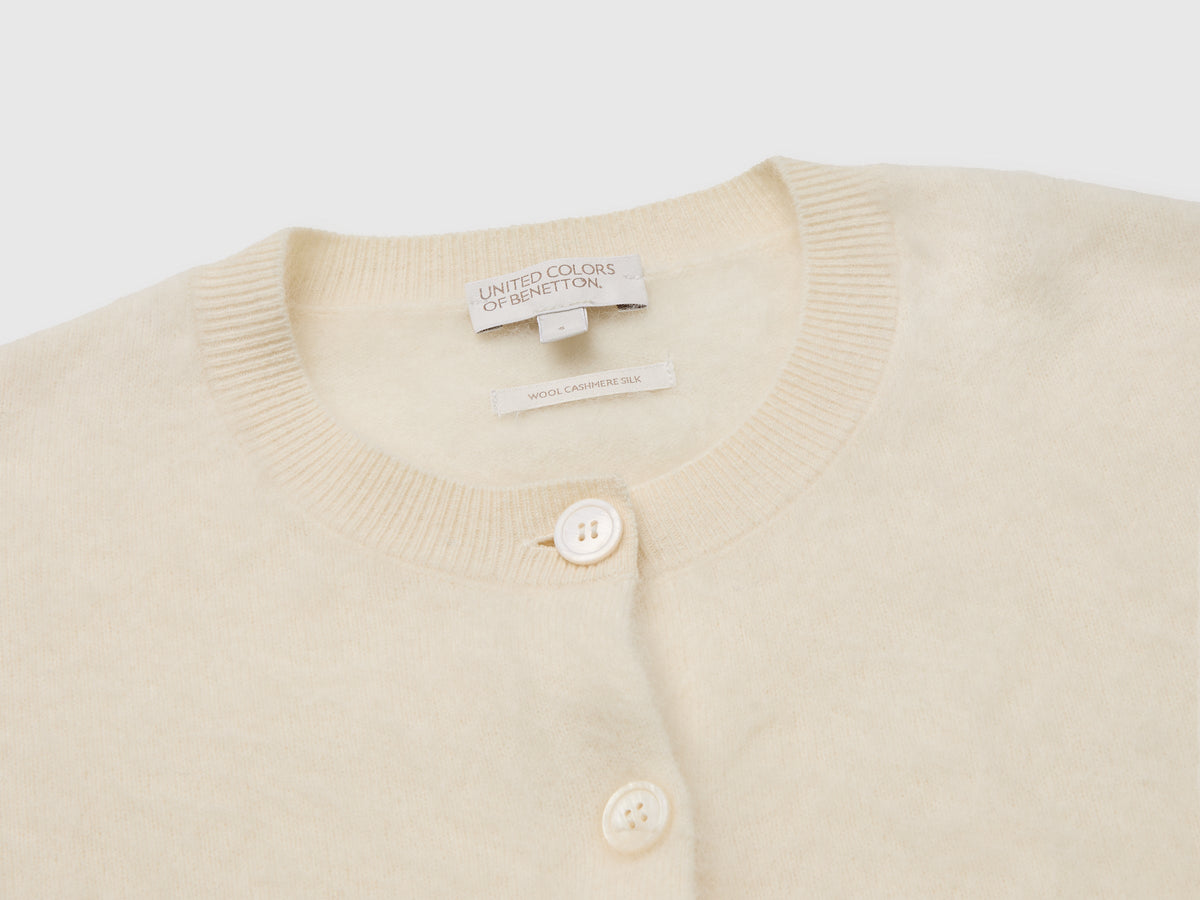Cardigan in lana, cashmere e seta