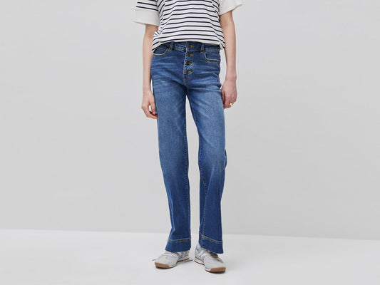 Jeans flare con bottoni