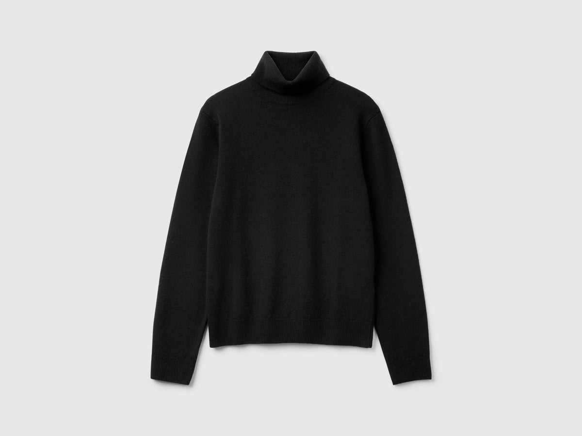 Maglione dolcevita nero in pura lana Merino