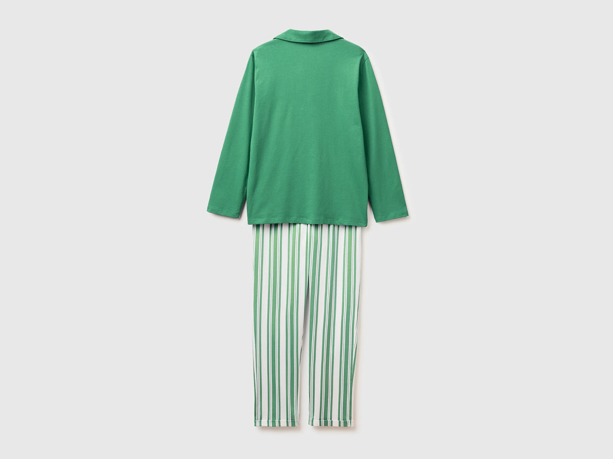 Pigiama con pantaloni a righe