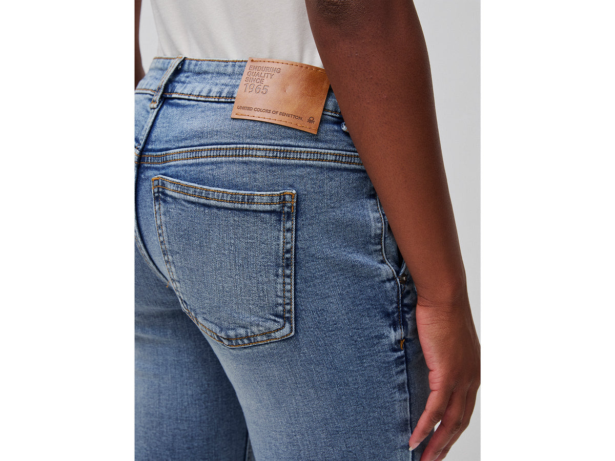 Jeans a trombetta