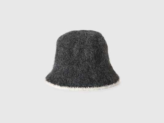 Cappello in misto lana bouclè