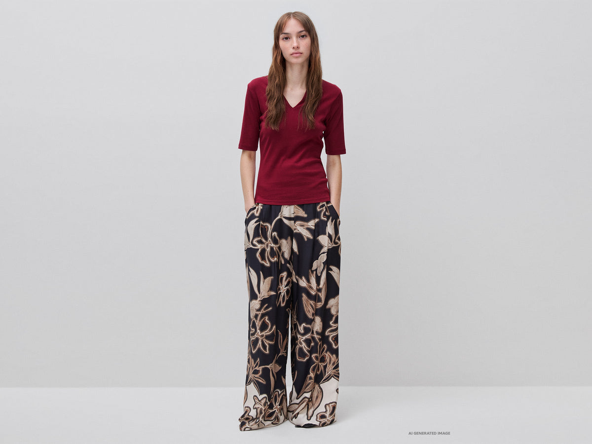 Pantaloni ampi con stampa floreale