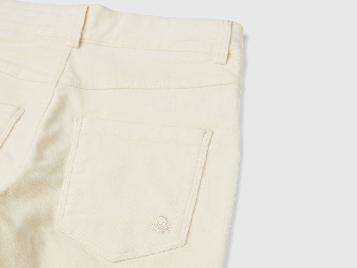 Pantaloni in velluto flare fit