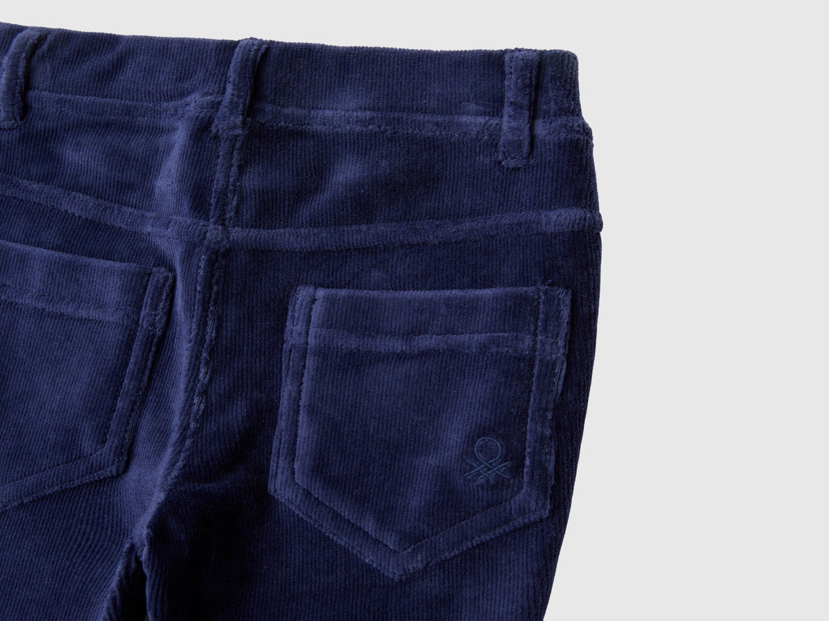 Pantaloni in ciniglia a costine