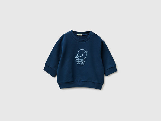Felpa con patch animaletto
