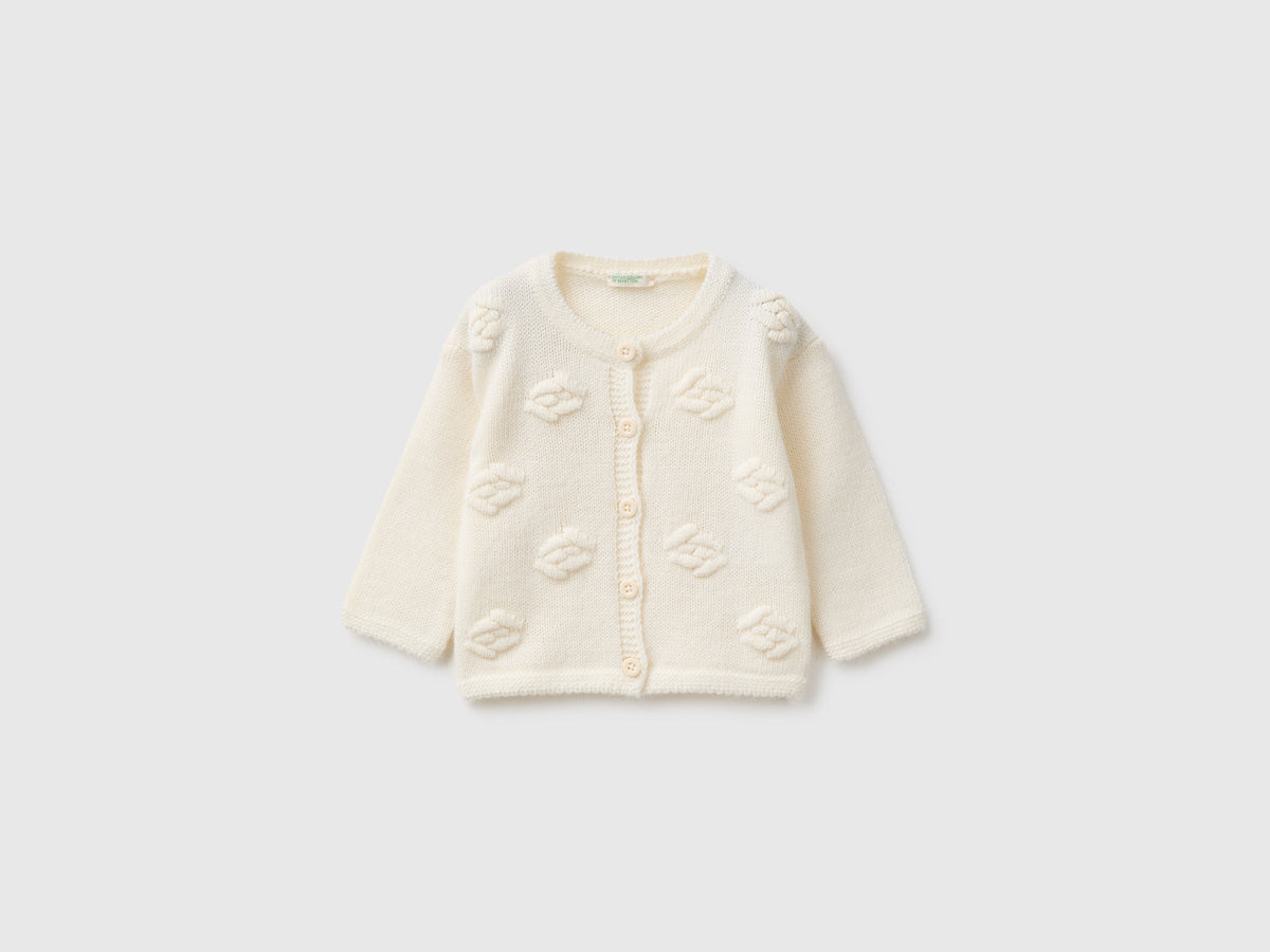 Cardigan con roselline