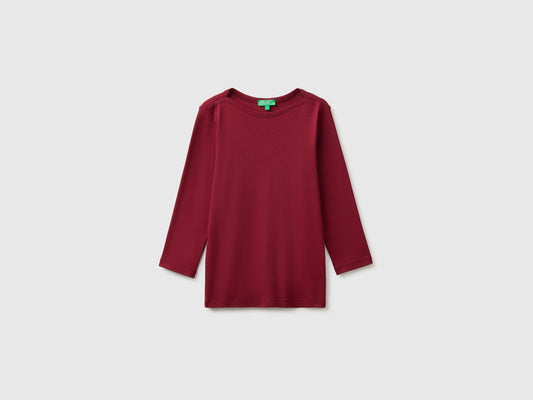 T-shirt slim fit con scollo a barchetta