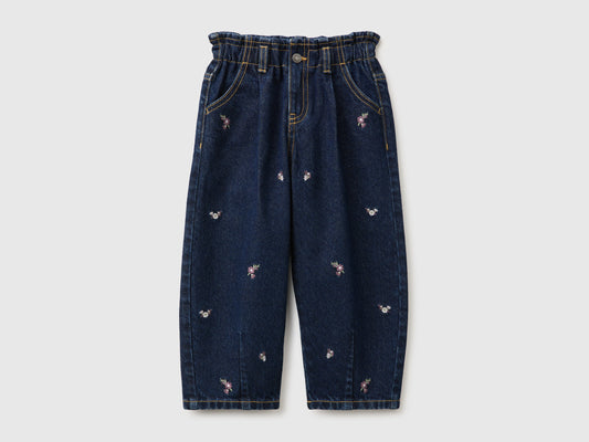 Jeans baloon fit con ricami