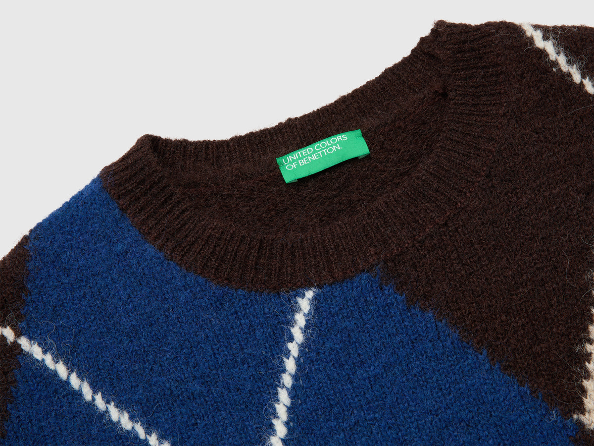 Maglia over con rombi in misto lana