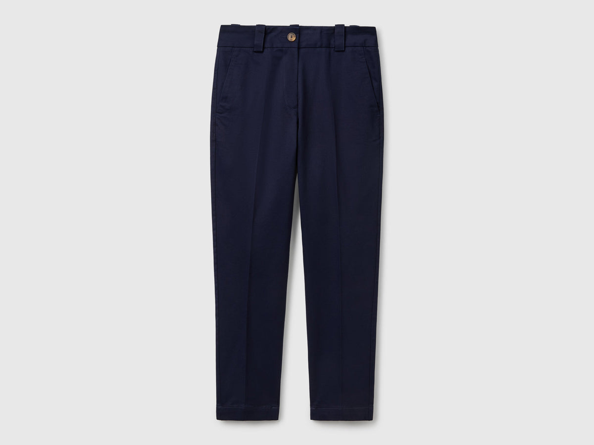Pantaloni slim fit