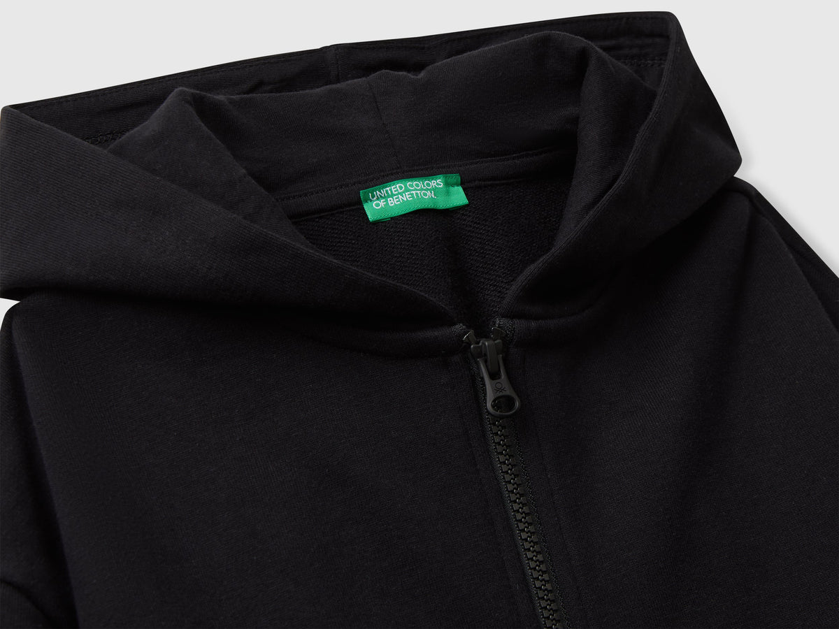 Felpa con zip e cappuccio