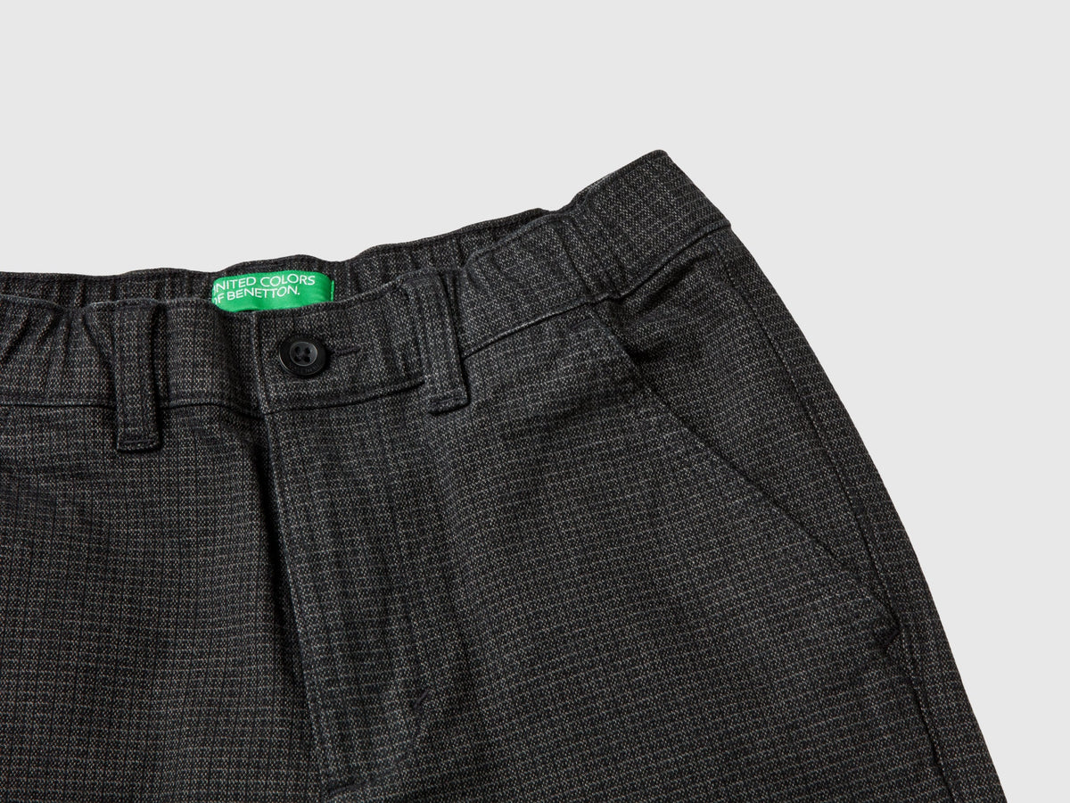 Pantaloni in cotone stretch