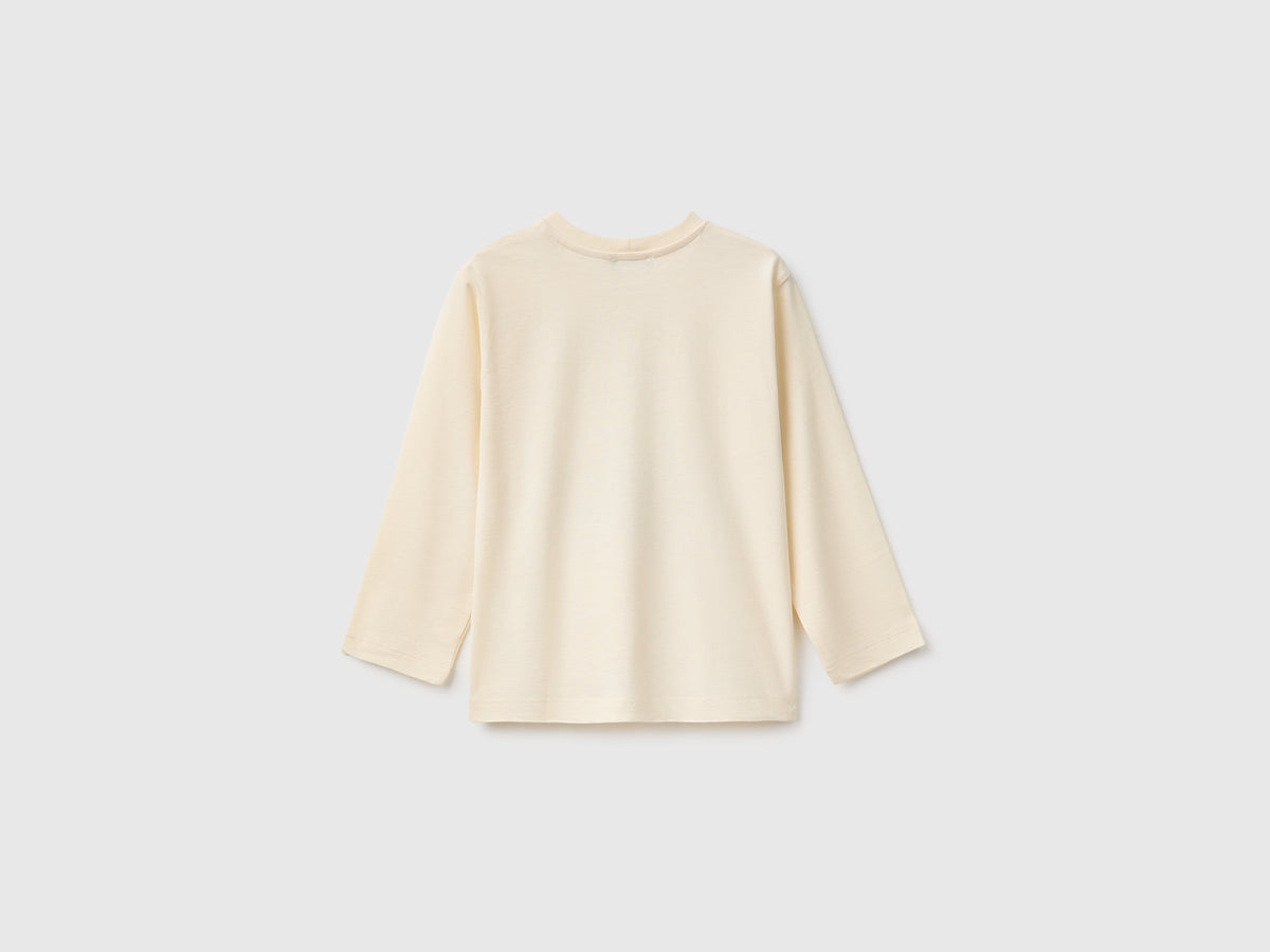 T-shirt con stampa in caldo cotone