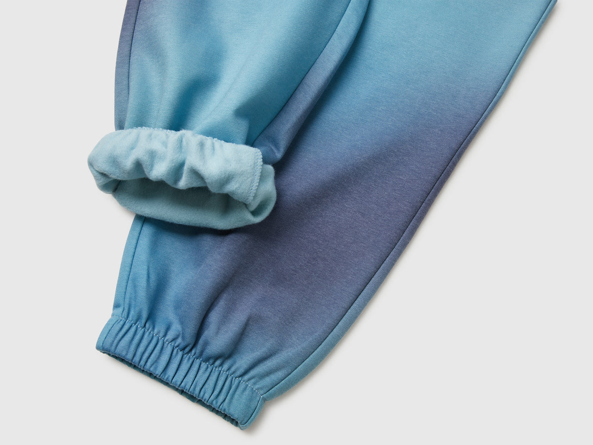 Joggers con stampa effetto sfumato