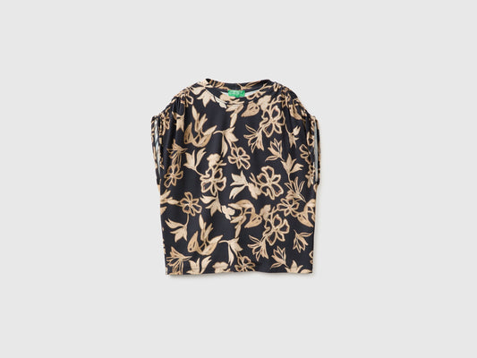Top fluido con stampa floreale