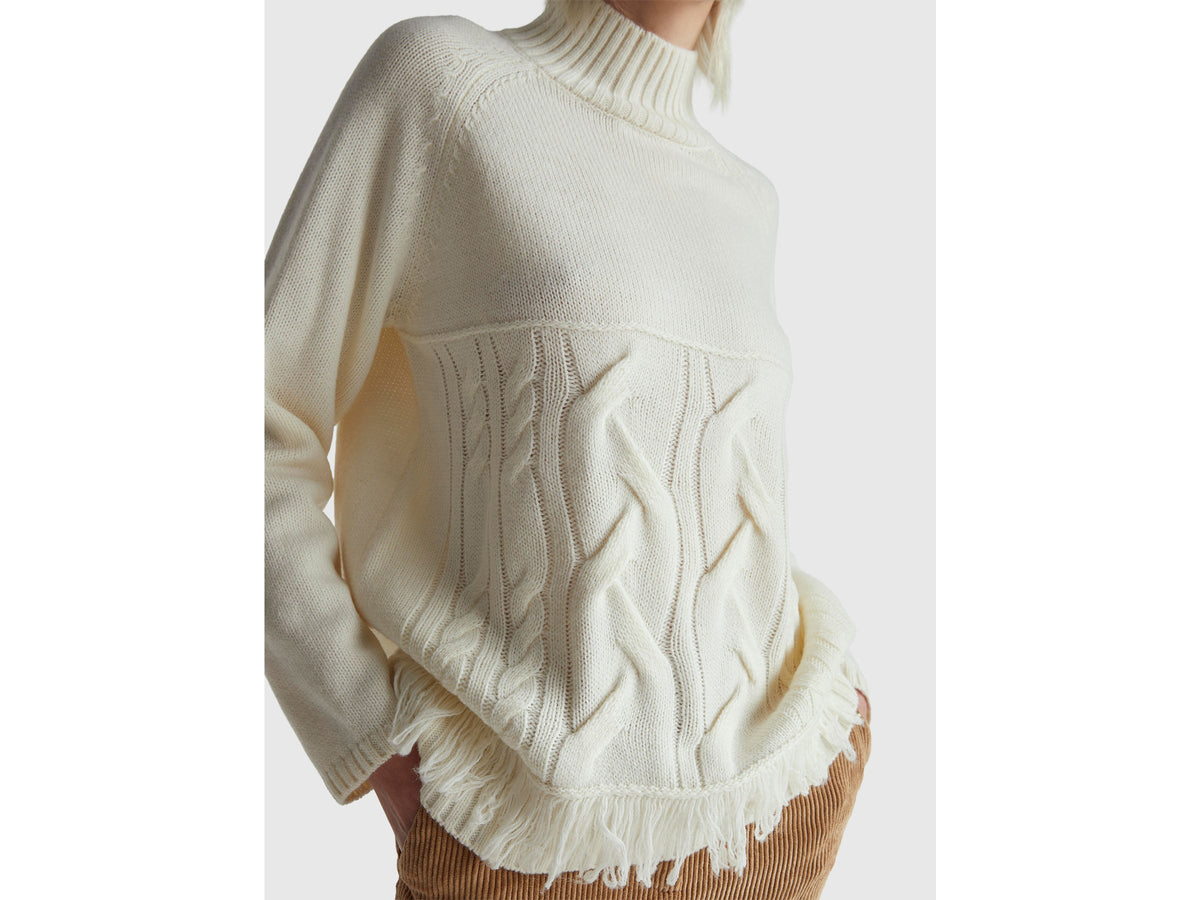 Maglione dolcevita over fit con frange