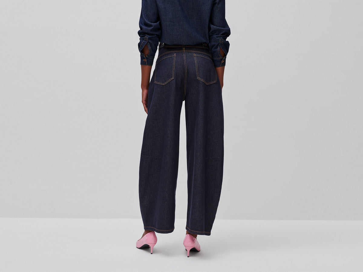 Jeans barrel fit