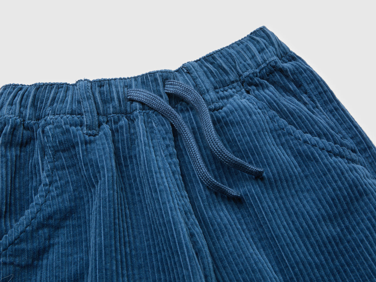 Pantaloni in velluto a costine