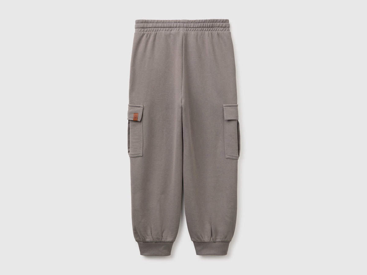 Pantaloni cargo in felpa
