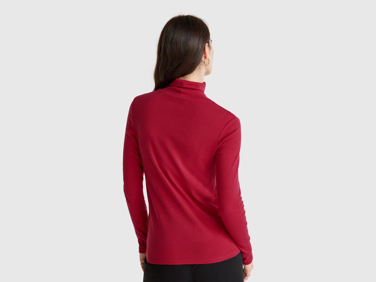 T-shirt a manica lunga con collo alto