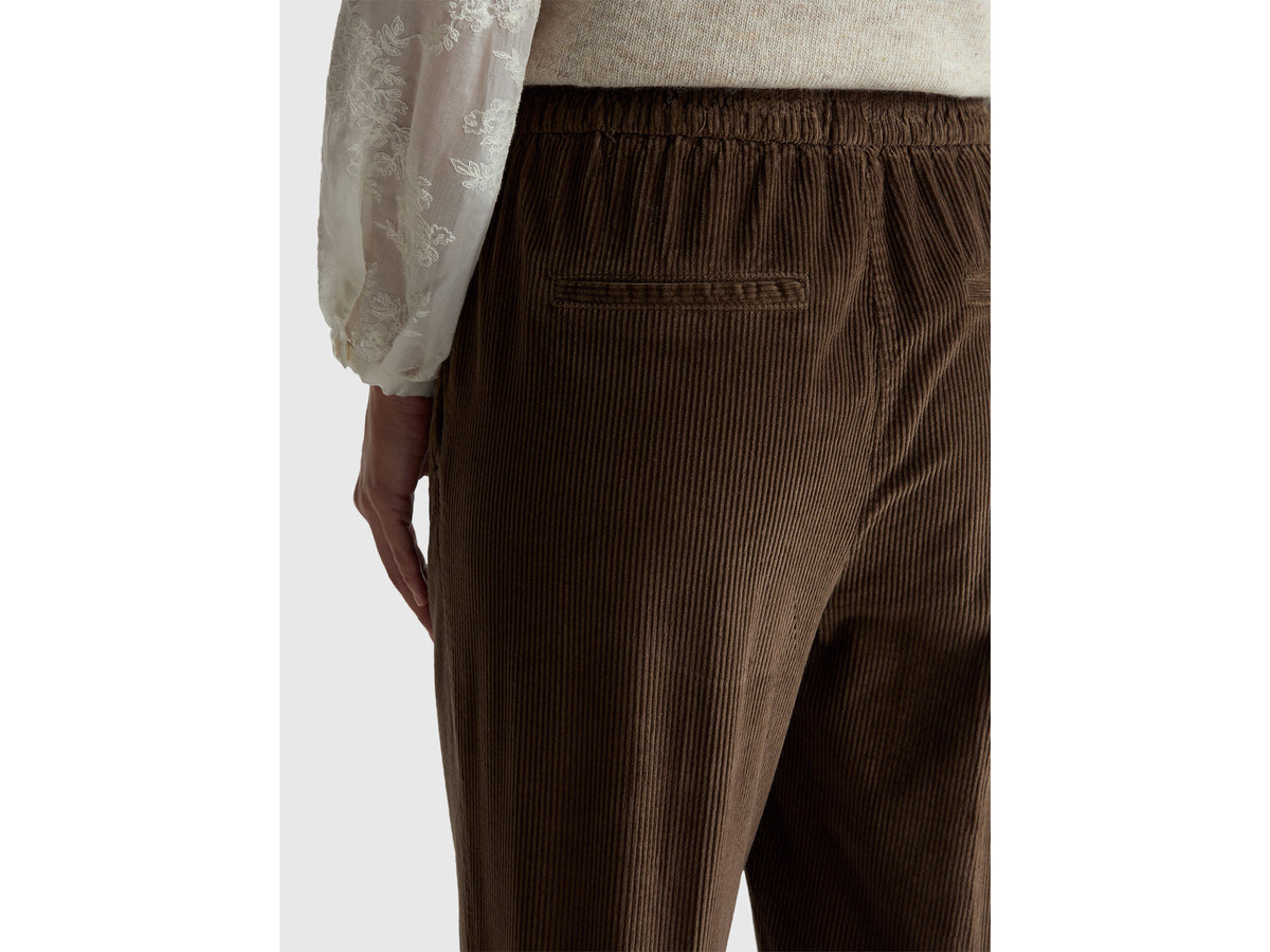 Chino in velluto con vita elasticizzata
