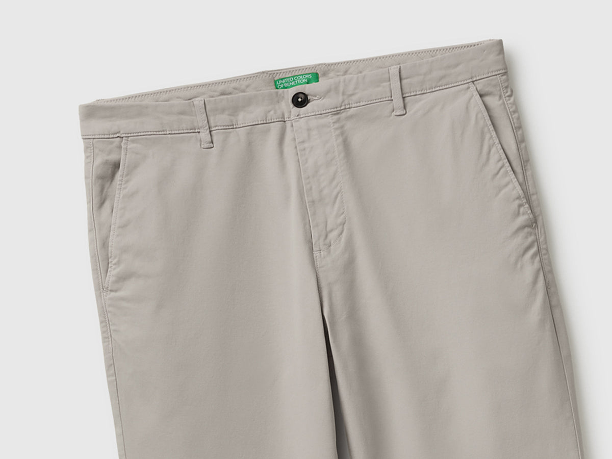 Chino straight fit