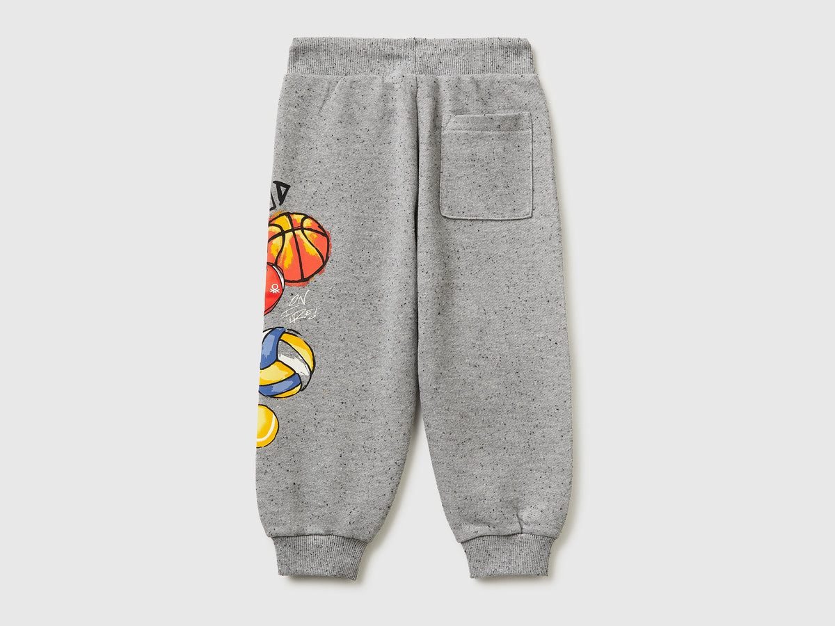 Joggers over fit con stampa